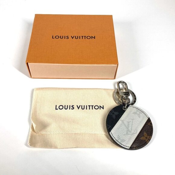 OUIS VUITTON M64169 Monogram Portocle-il-Store Bag Charm Key Holder - Picture 1 of 7
